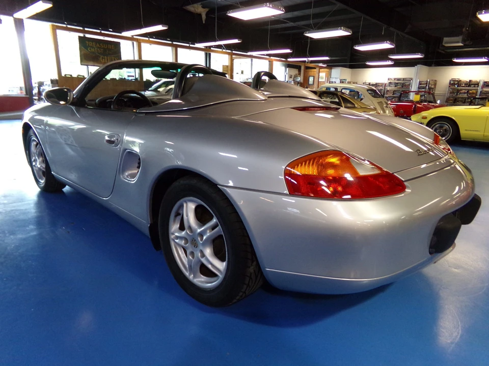 1998 Porsche 986 Boxster - Image 23 of 31