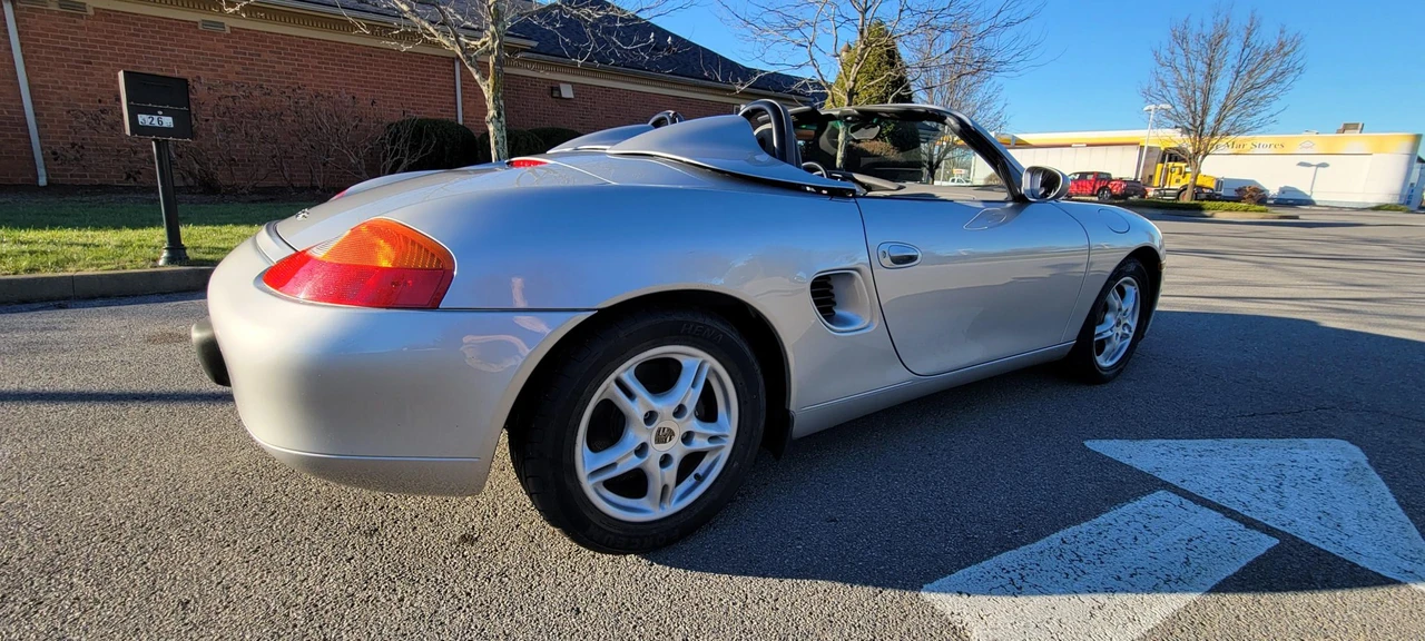 1998 Porsche 986 Boxster - Image 7 of 31