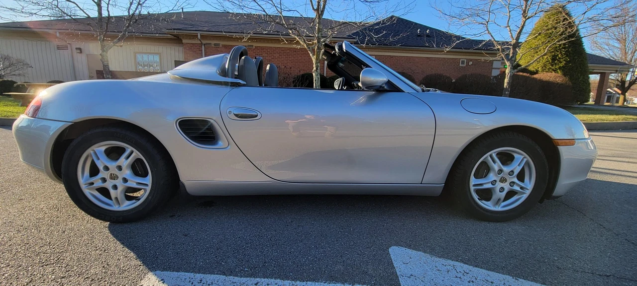 1998 Porsche 986 Boxster - Image 8 of 31