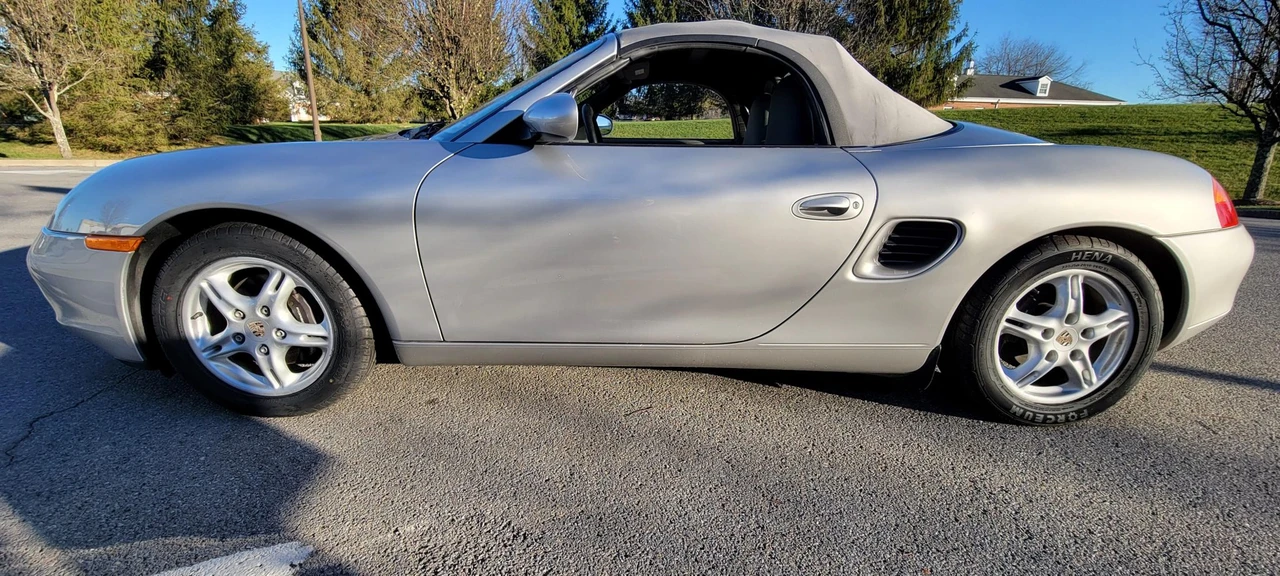 1998 Porsche 986 Boxster - Image 12 of 31