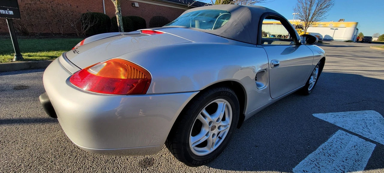 1998 Porsche 986 Boxster - Image 15 of 31