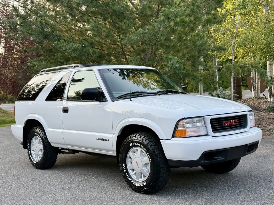 2000 GMC S-15 Jimmy 2nd Gen - Image 12 of 31