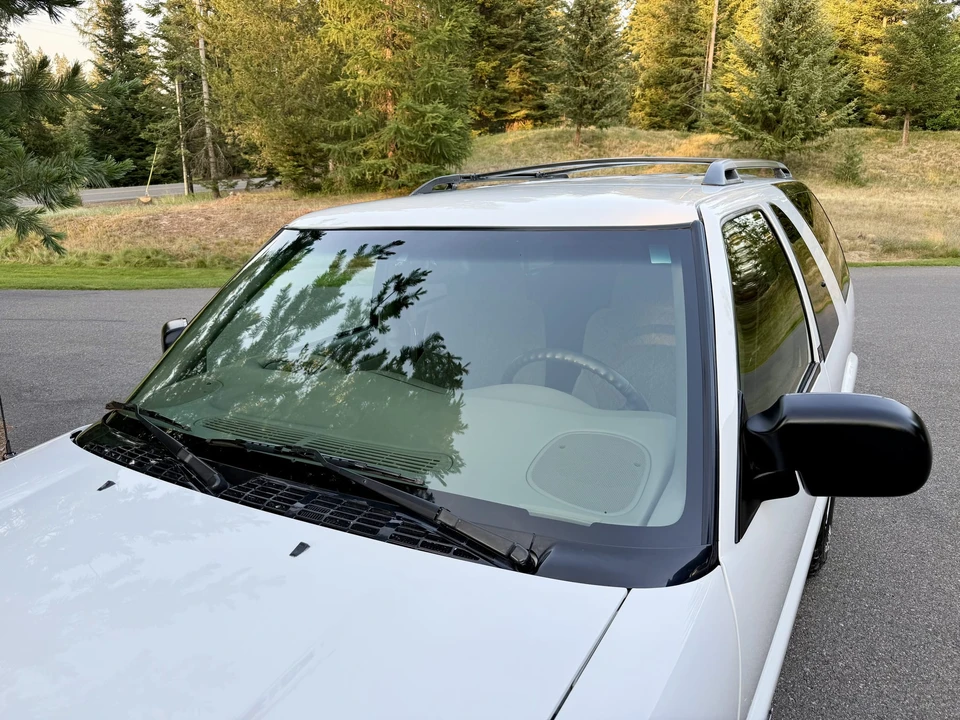 2000 GMC S-15 Jimmy 2nd Gen - Image 22 of 31