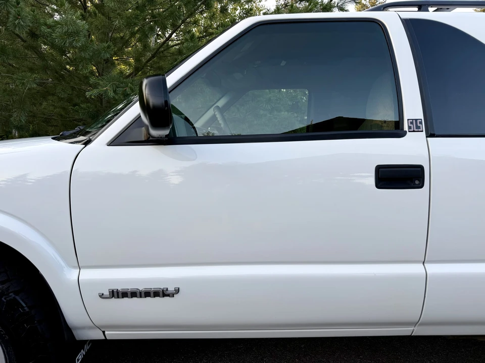 2000 GMC S-15 Jimmy 2nd Gen - Image 26 of 31