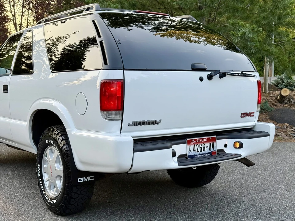 2000 GMC S-15 Jimmy 2nd Gen - Image 31 of 31