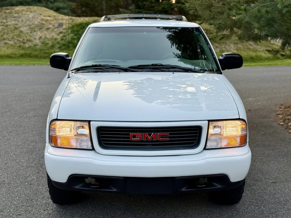 2000 GMC S-15 Jimmy 2nd Gen - Image 16 of 31