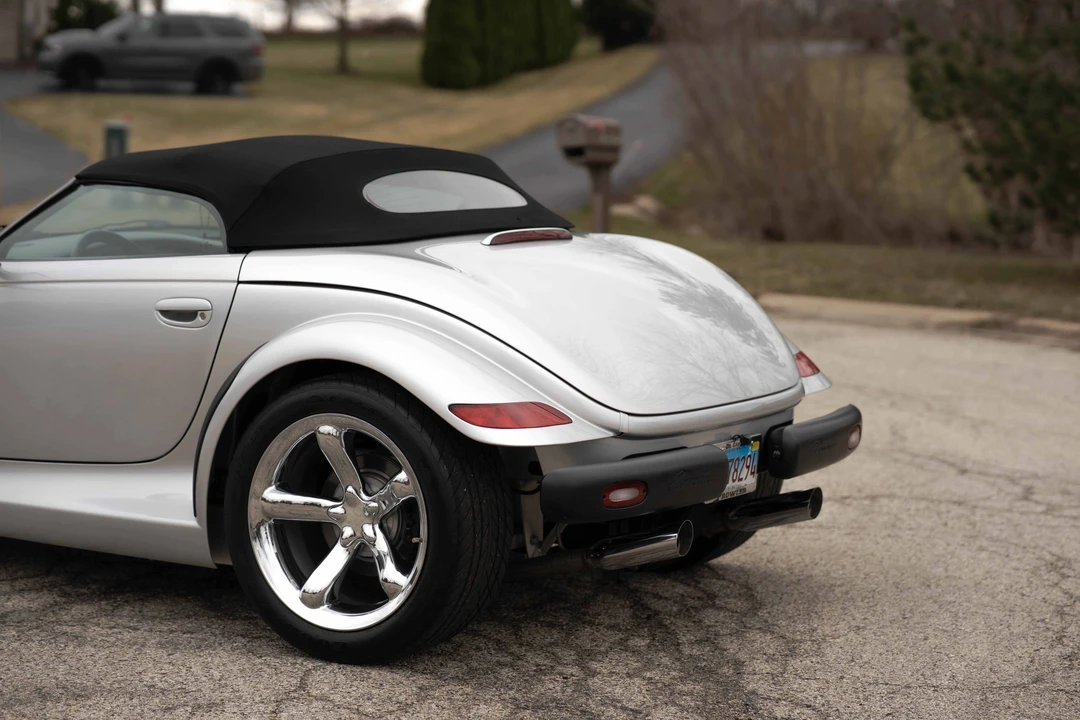 2000 Plymouth Prowler - Image 24 of 31