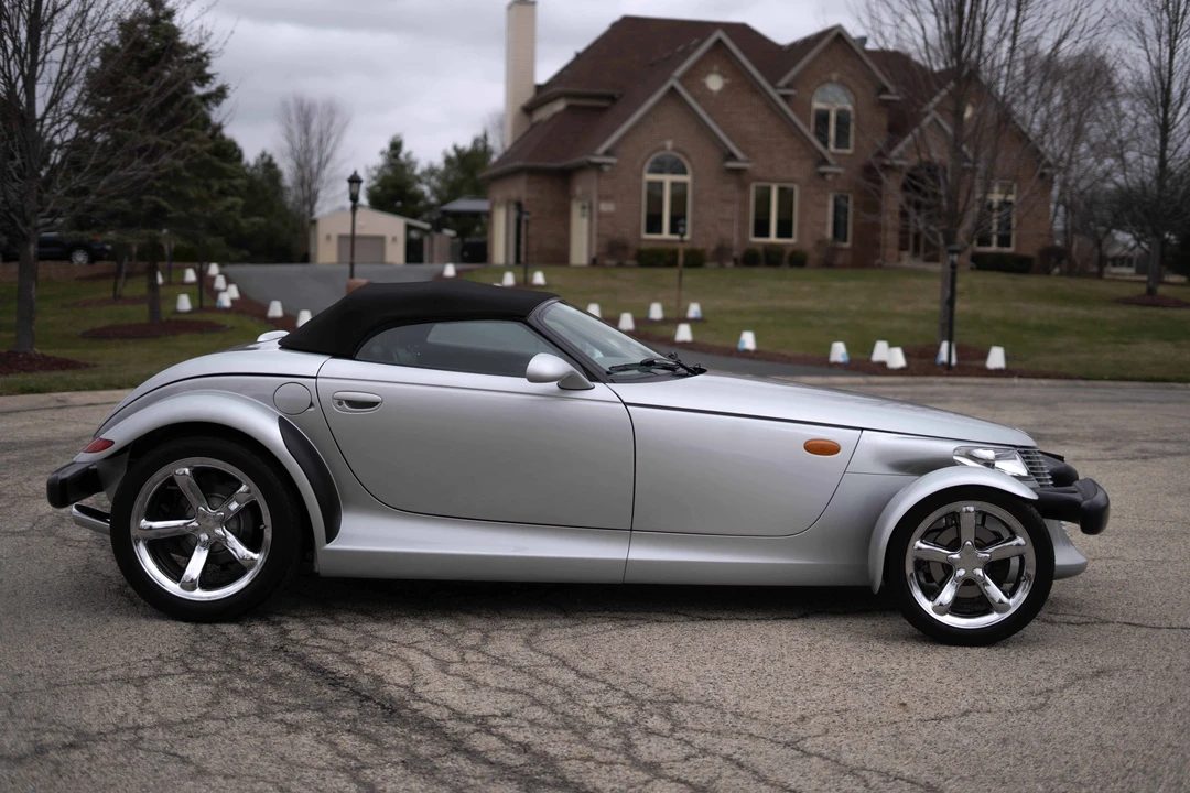 2000 Plymouth Prowler - Image 10 of 31