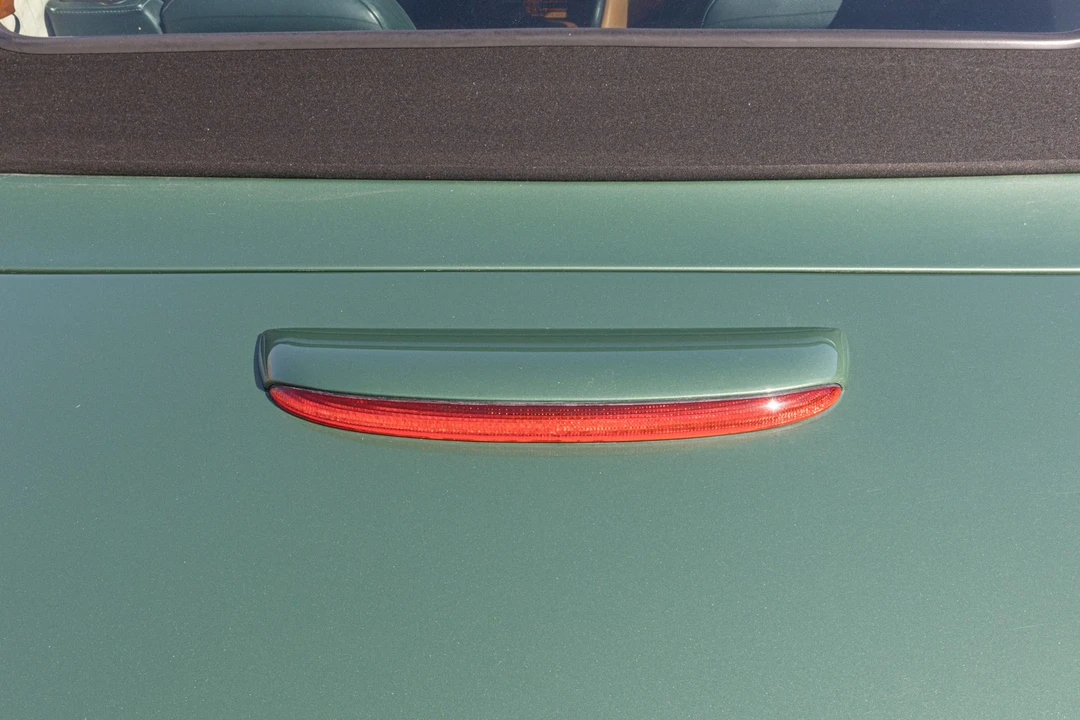 2001 Aston Martin DB7 Vantage - Image 23 of 31