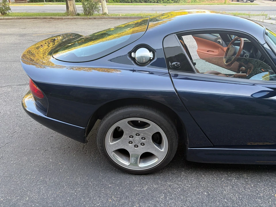 2001 Dodge Viper GTS 2nd Gen - Image 15 of 31