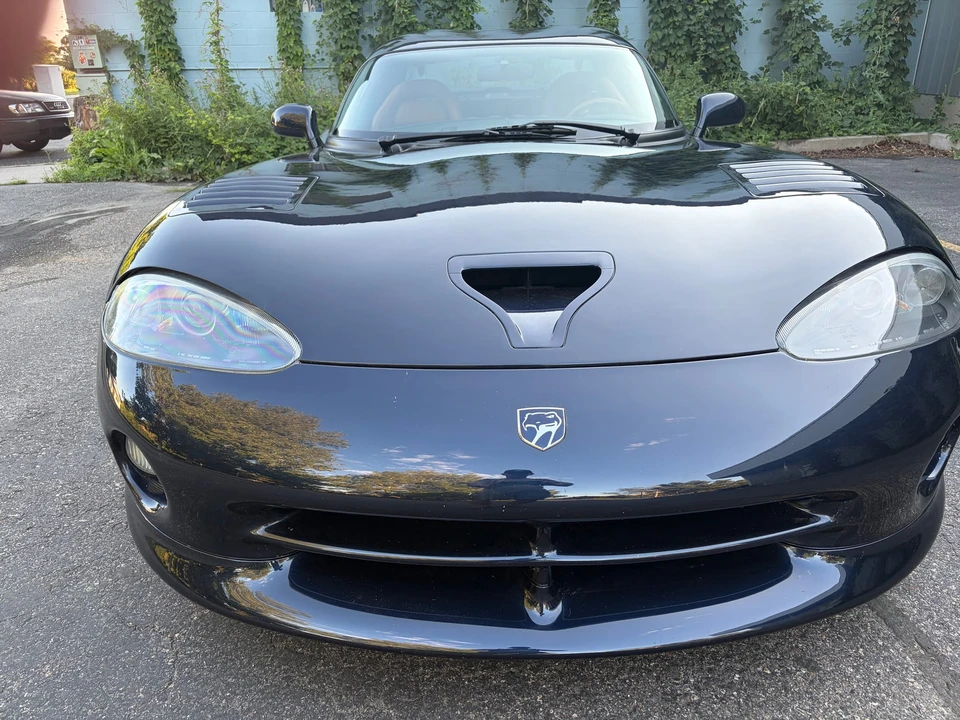 2001 Dodge Viper GTS 2nd Gen - Image 4 of 31