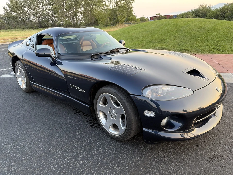 2001 Dodge Viper GTS 2nd Gen - Image 8 of 31