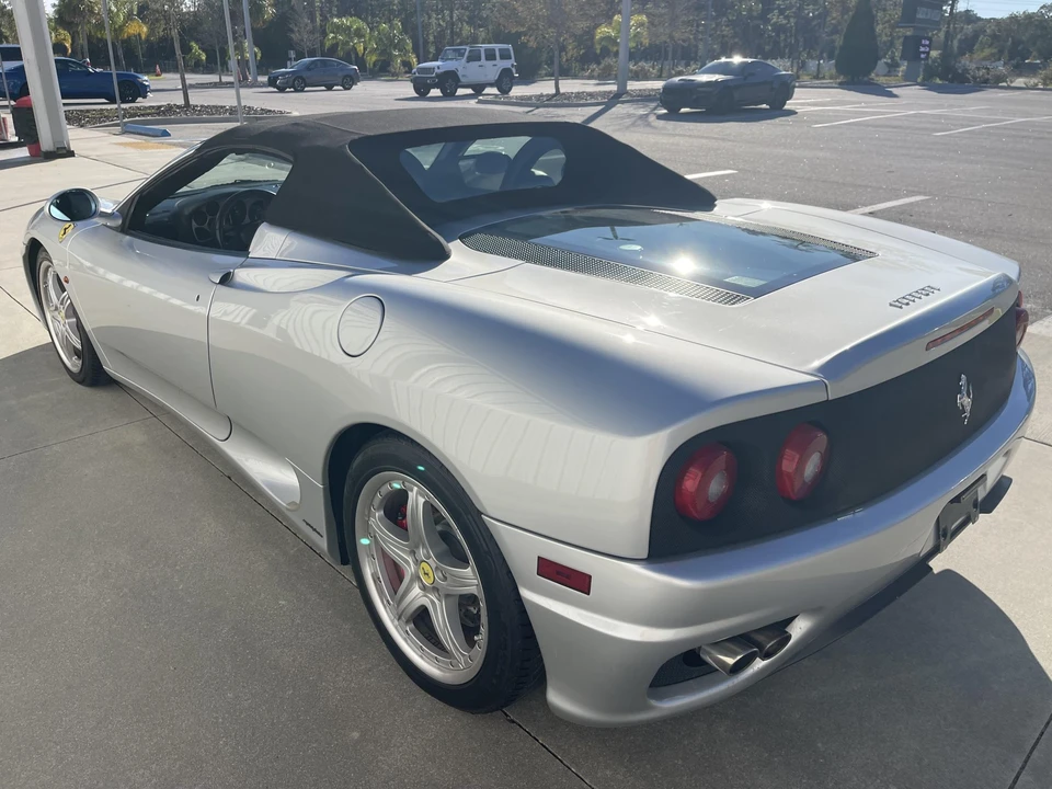 2001 Ferrari 360 Spider - Image 18 of 31