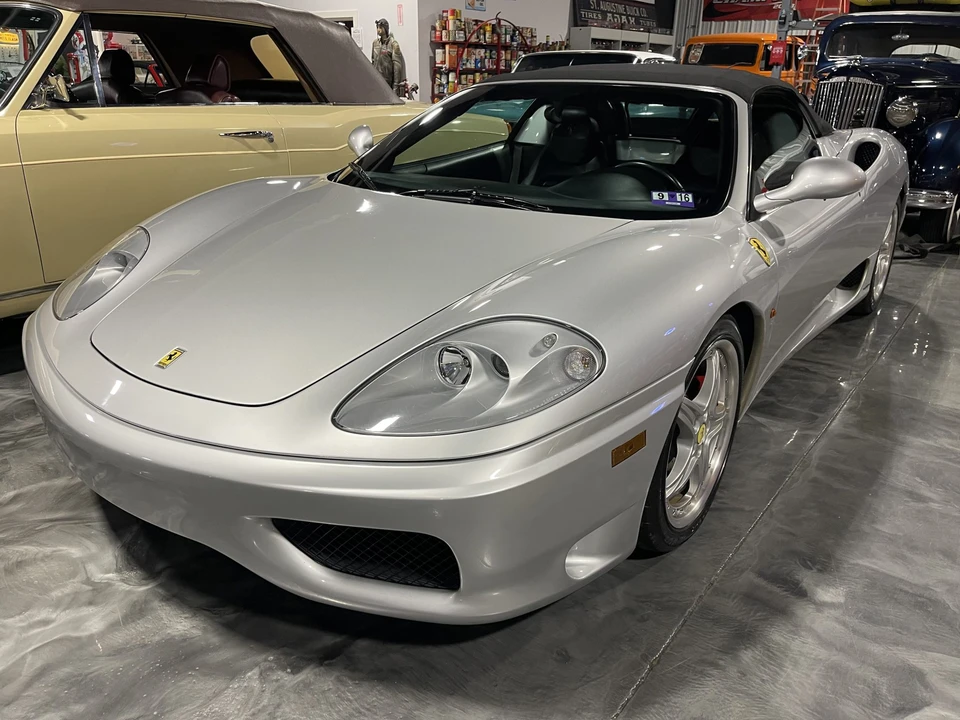 2001 Ferrari 360 Spider - Image 3 of 31