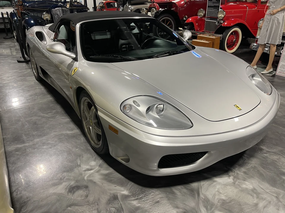 2001 Ferrari 360 Spider - Image 9 of 31