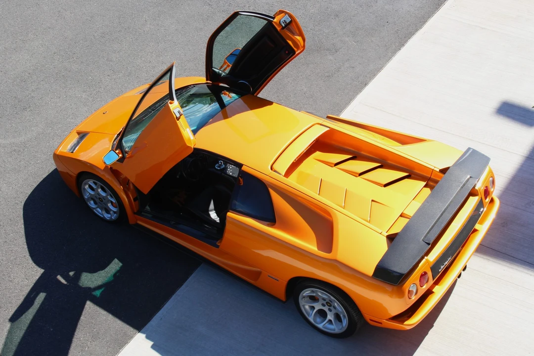 2001 Lamborghini Diablo VT - Image 12 of 31