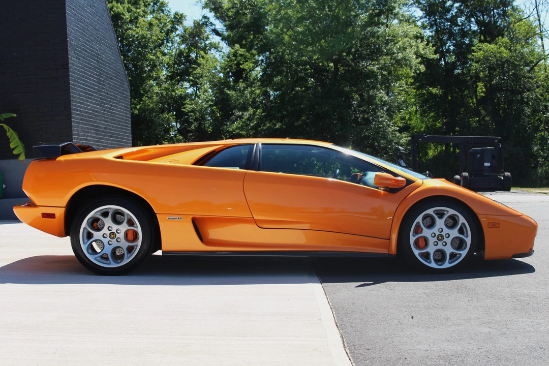 2001 Lamborghini Diablo VT - Image 31 of 31