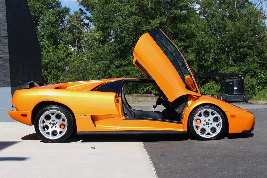 2001 Lamborghini Diablo VT - Image 8 of 31