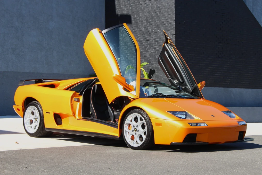 2001 Lamborghini Diablo VT - Image 9 of 31