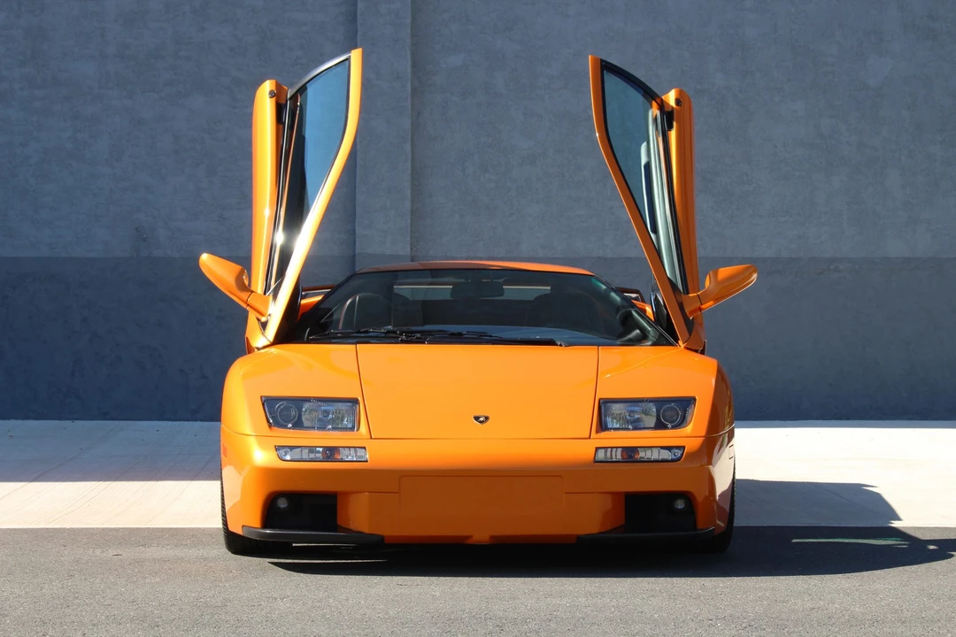 2001 Lamborghini Diablo VT - Image 10 of 31
