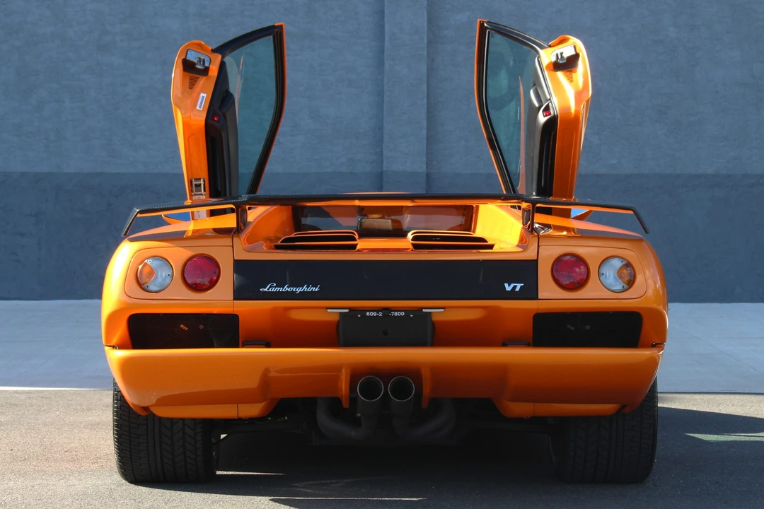 2001 Lamborghini Diablo VT - Image 13 of 31