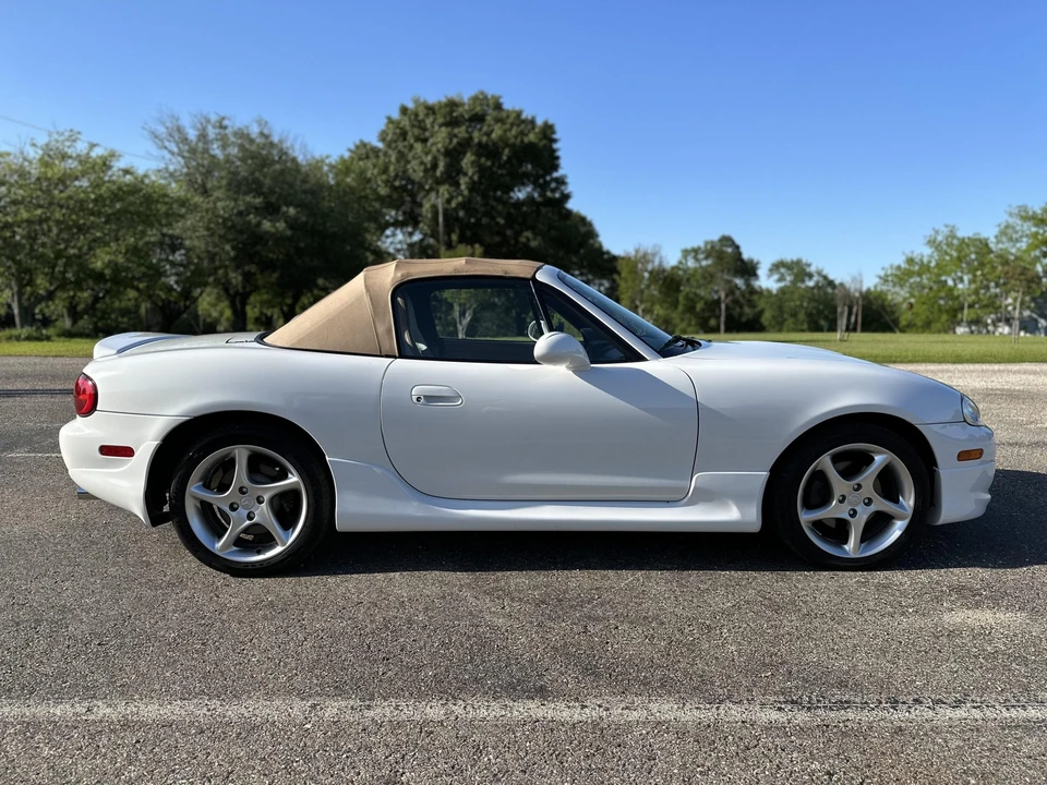2001 Mazda NB MX-5 Miata - Image 7 of 31