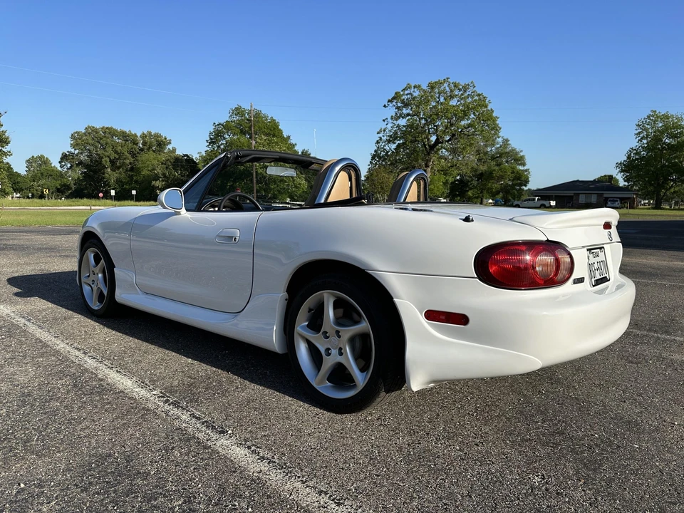 2001 Mazda NB MX-5 Miata - Image 11 of 31