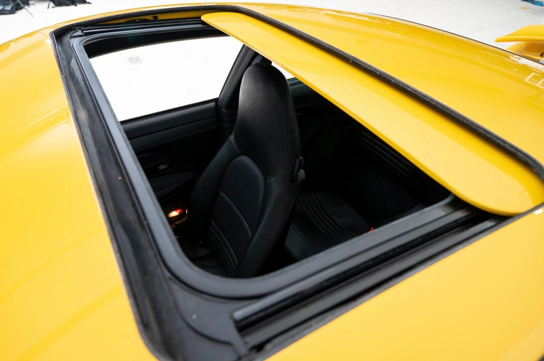 2001 Porsche 996 Turbo - Image 30 of 31