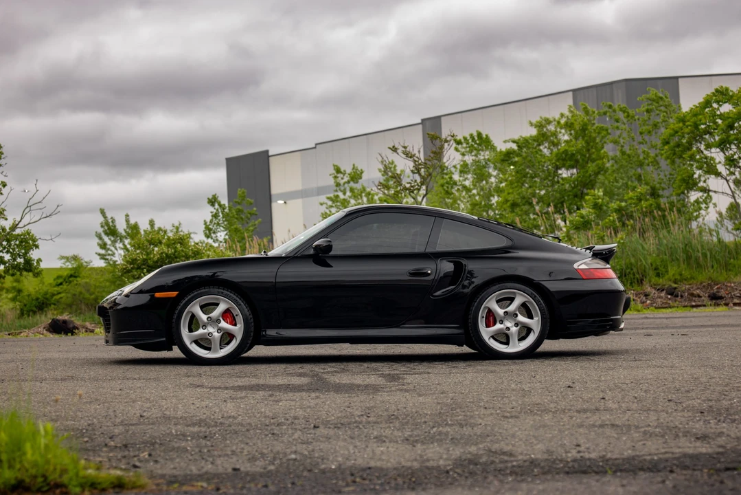 2001 Porsche 996 Turbo - Image 13 of 31