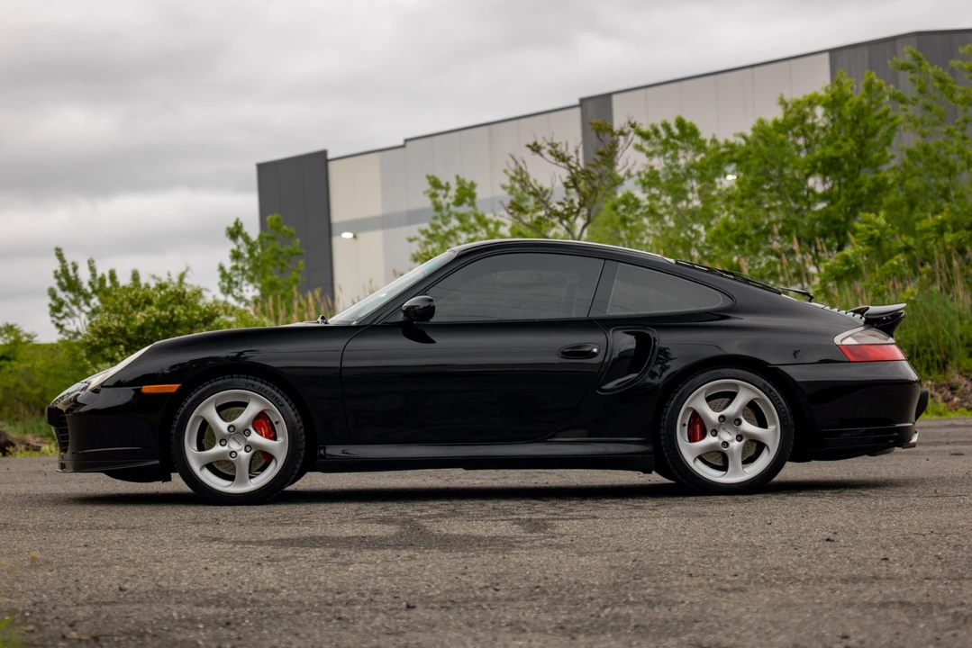 2001 Porsche 996 Turbo - Image 14 of 31
