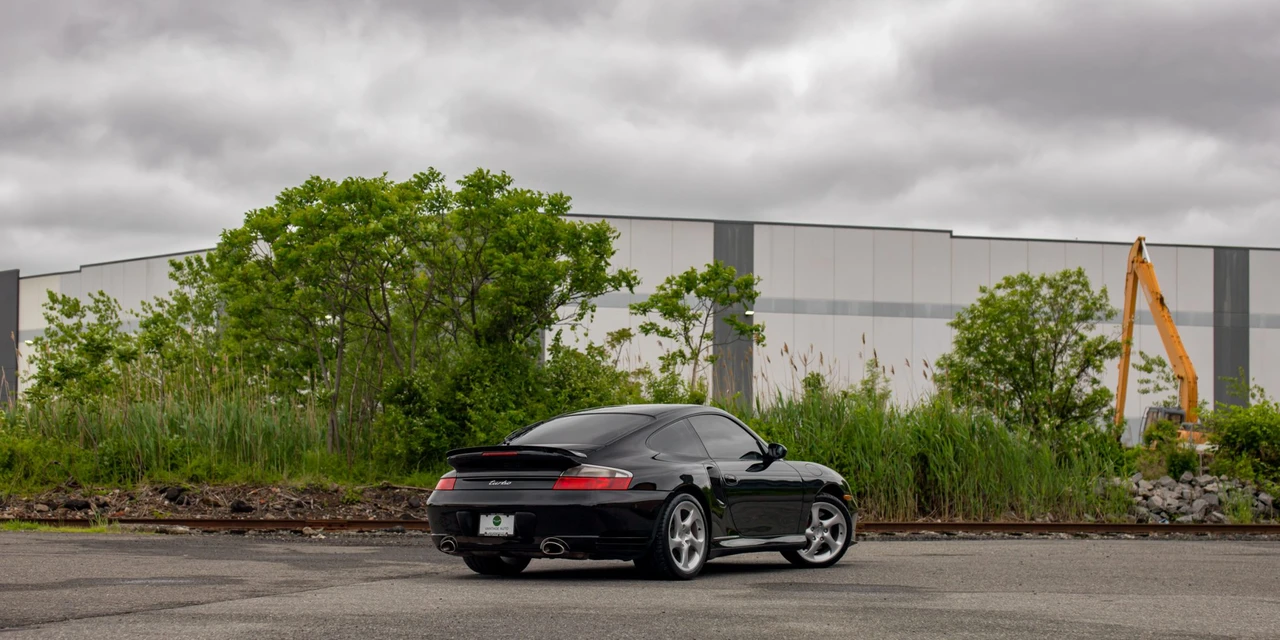 2001 Porsche 996 Turbo - Image 27 of 31