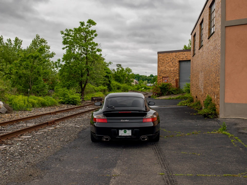 2001 Porsche 996 Turbo - Image 20 of 31