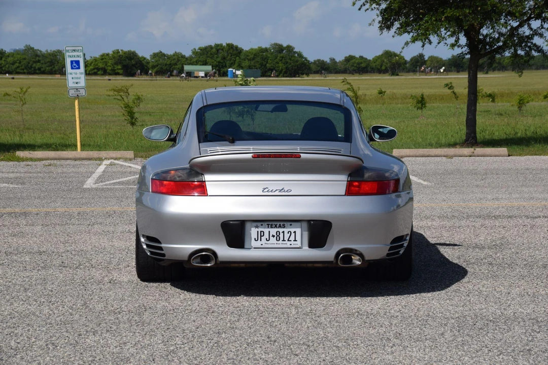 2001 Porsche 996 Turbo - Image 10 of 31