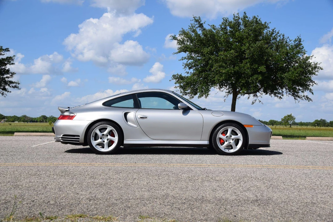 2001 Porsche 996 Turbo - Image 16 of 31