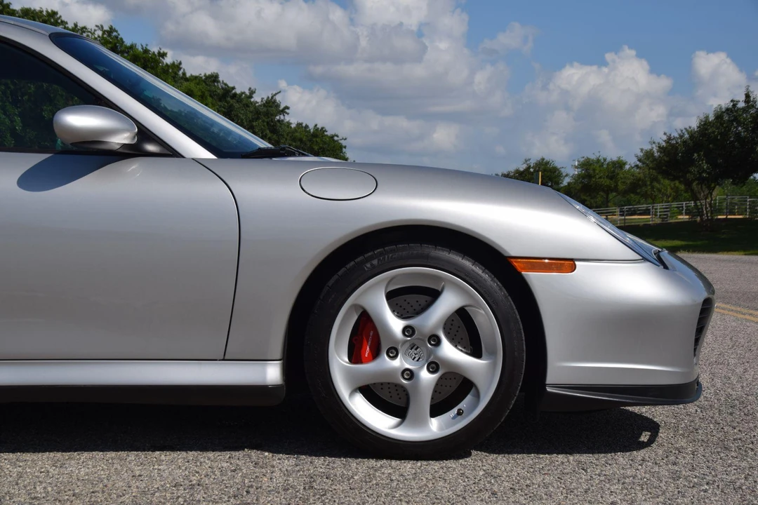 2001 Porsche 996 Turbo - Image 25 of 31