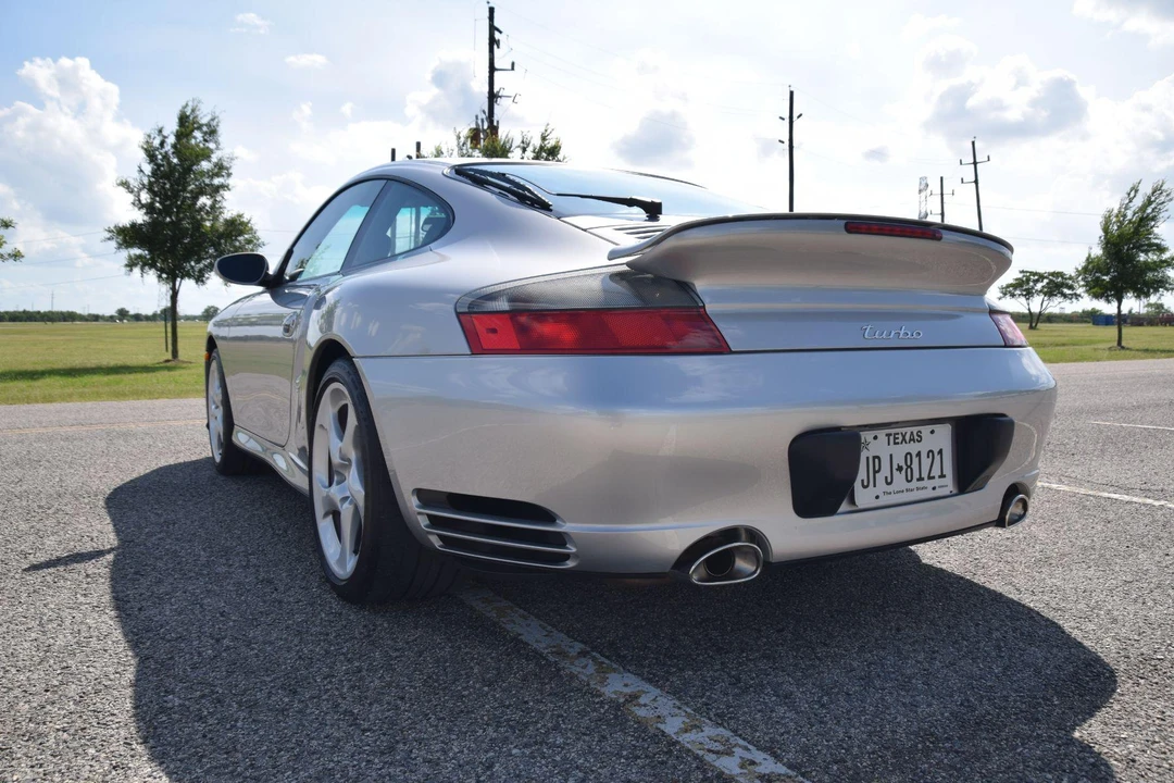 2001 Porsche 996 Turbo - Image 9 of 31