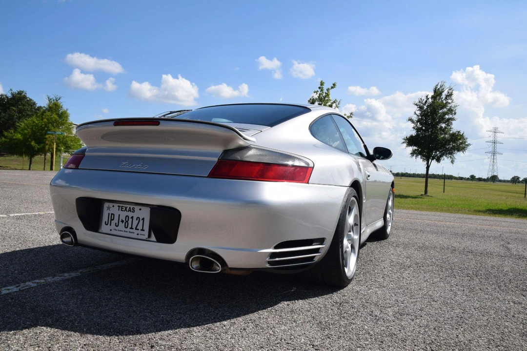 2001 Porsche 996 Turbo - Image 12 of 31