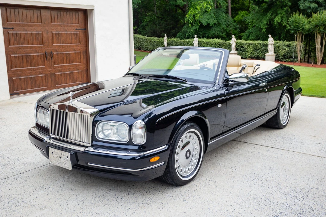 2001 Rolls-Royce Corniche Series V - Image 4 of 31