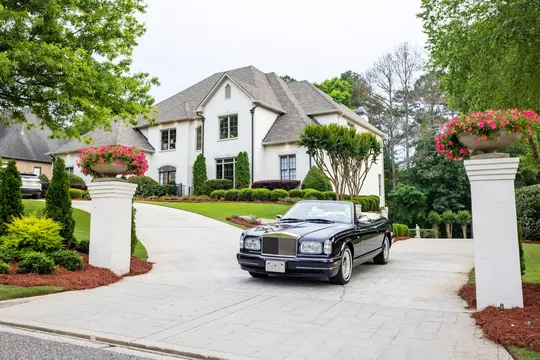 2001 Rolls-Royce Corniche Series V - Image 2 of 31