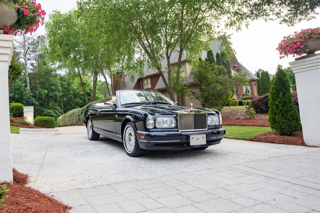 2001 Rolls-Royce Corniche Series V - Image 6 of 31