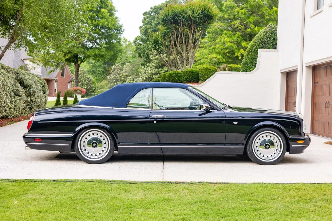 2001 Rolls-Royce Corniche Series V - Image 18 of 31