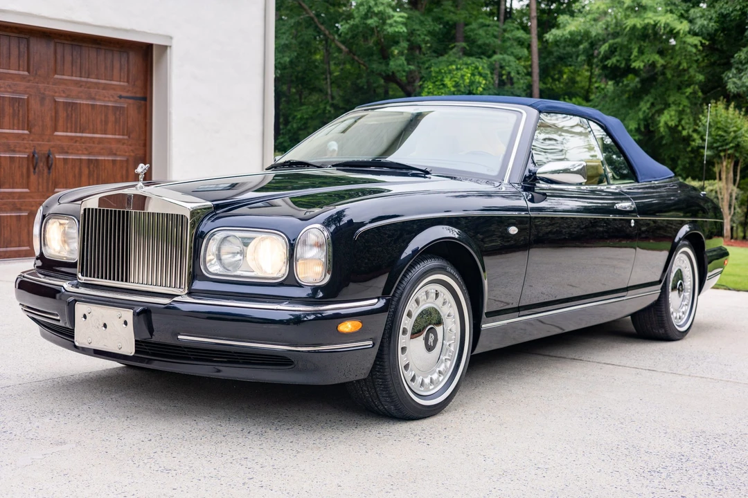 2001 Rolls-Royce Corniche Series V - Image 14 of 31