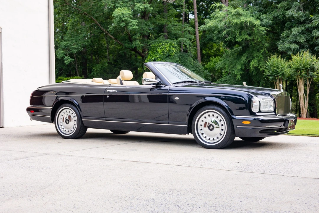2001 Rolls-Royce Corniche Series V - Image 8 of 31