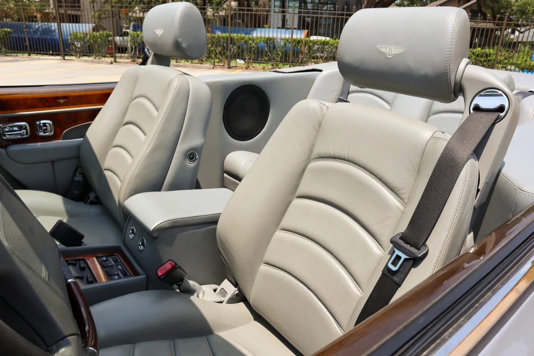 2002 Bentley Azure 1st Gen - Image 28 of 31