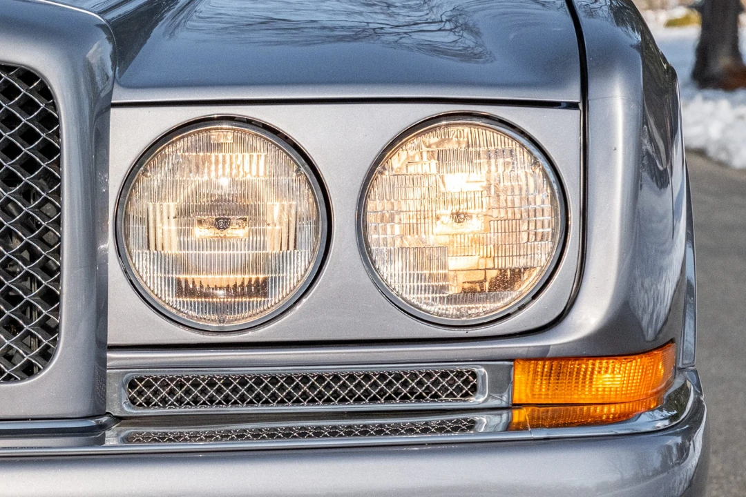 2002 Bentley Azure 1st Gen - Image 29 of 31