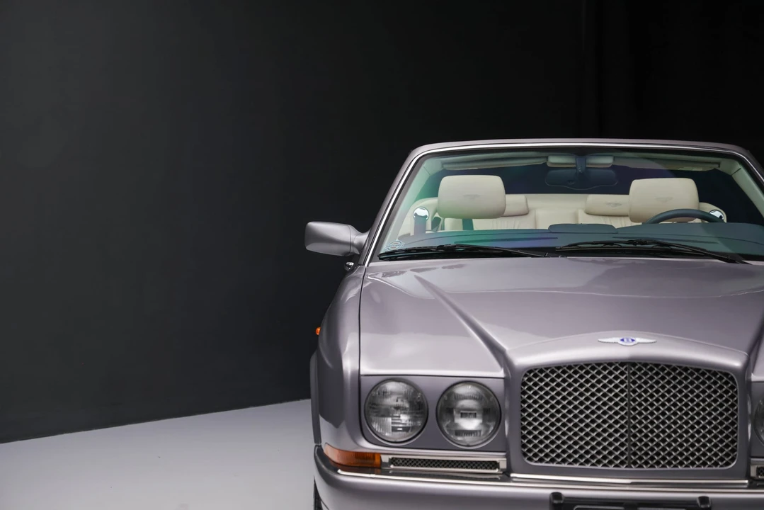 2002 Bentley Azure 1st Gen - Image 15 of 31