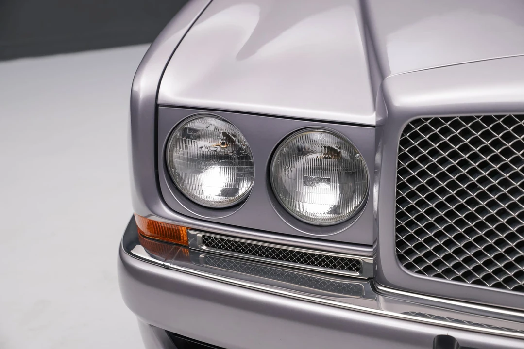 2002 Bentley Azure 1st Gen - Image 22 of 31