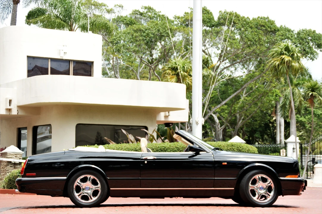 2002 Bentley Azure 1st Gen - Image 3 of 31