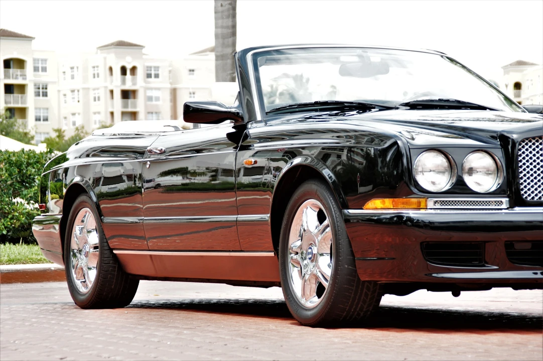2002 Bentley Azure 1st Gen - Image 11 of 31