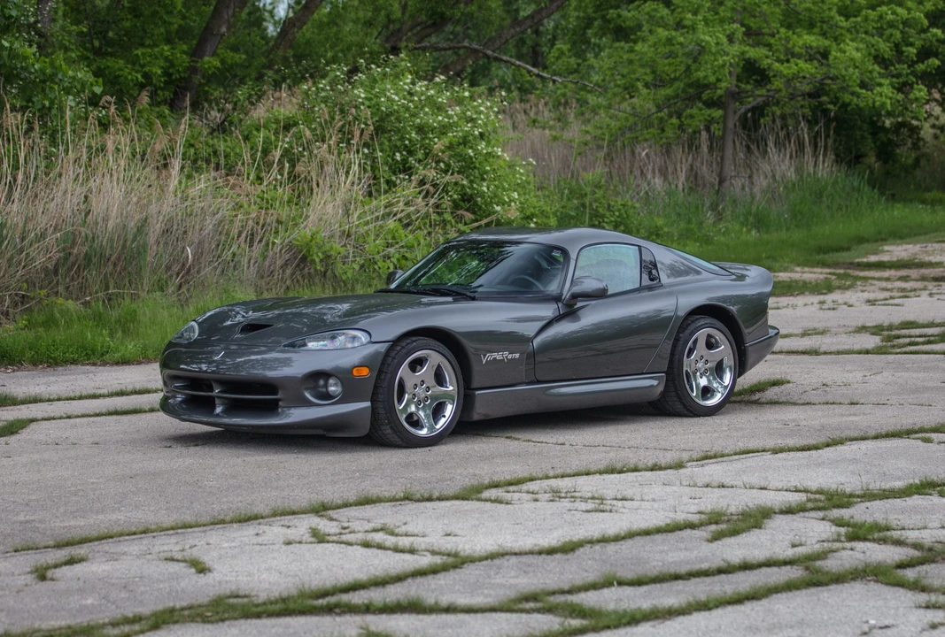 2002 Dodge Viper GTS 2nd Gen - Image 3 of 31